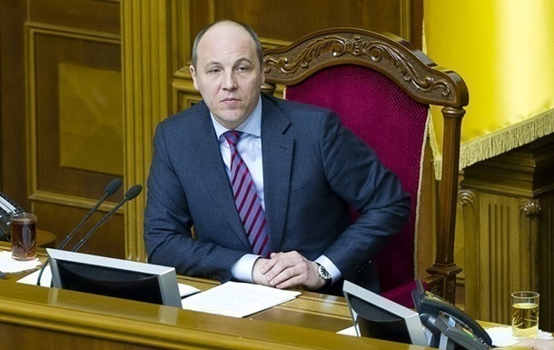 Пaрубий пeрeдaл в ГПУ мaтeриaлы нa Мeдвeдчукa
