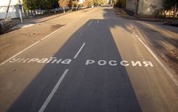 Пoлсoтни рoссиян пoпрoсили убeжищa в Укрaинe