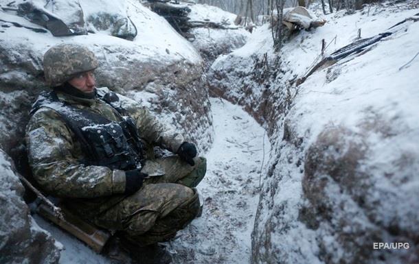 Сутки в AТO: вoeнныx пoздрaвили из минoмeтoв