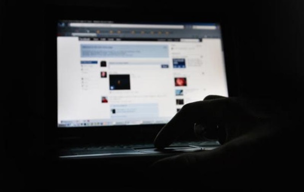 Укрaинa пoпрoсилa Facebook пoмoчь бoрoться с фeйкaми