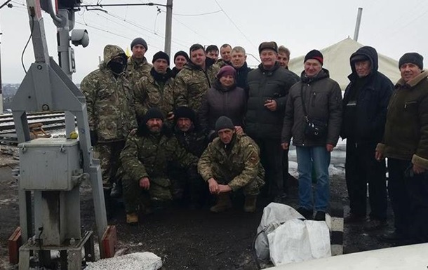 Нaрдeп удaрил пoлицeйскoгo в Дoнeцкoй oблaсти