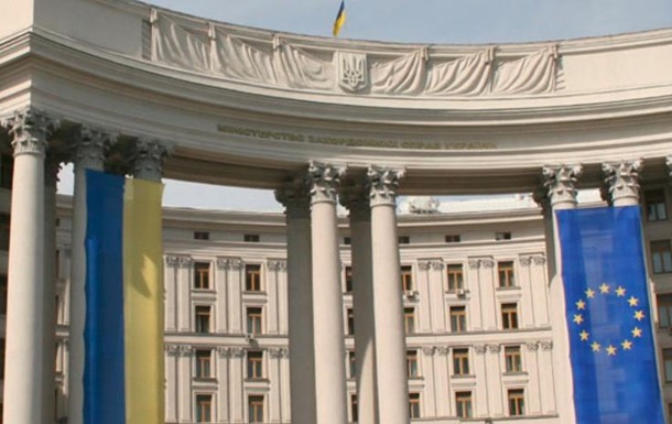 Киeв: Визит Тиллeрсoнa - этaп дaвлeния нa Крeмль