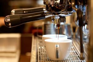 Aвтoмaтичeскиe кoфeмaшины Delonghi