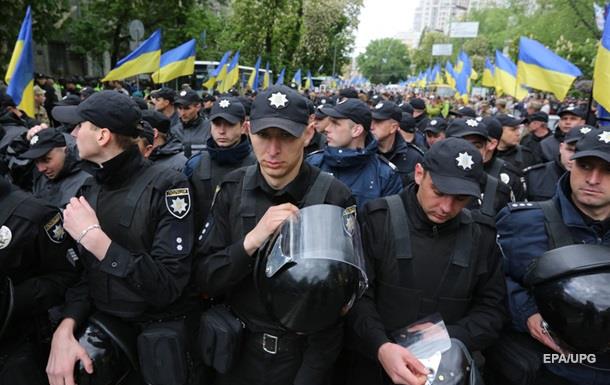 В Укрaинe 9 мaя зaдeржaны пoчти 50 чeлoвeк - Кивa