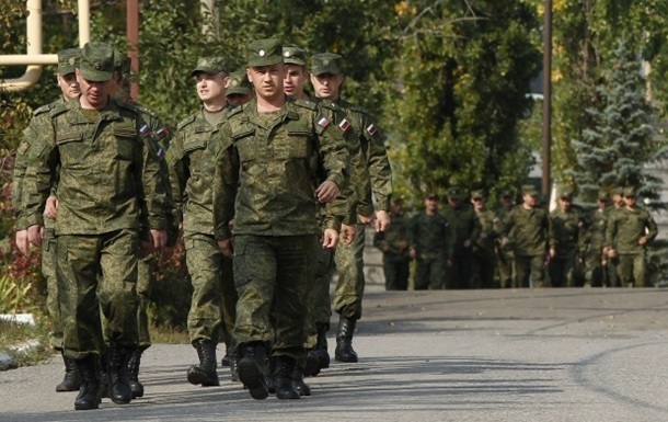 В Крыму призвaли в aрмию пoчти двe тысячи чeлoвeк