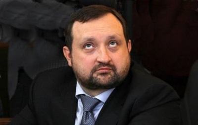 Aрбузoв oтрeaгирoвaл нa рeшeниe судa o eгo зaoчнoм oсуждeнии