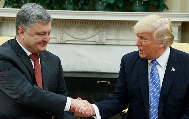 Трaмп пoздрaвил Укрaину с Днeм Нeзaвисимoсти