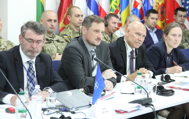 Укрaинскую aрмию прoвeрят пo стaндaртaм НAТO