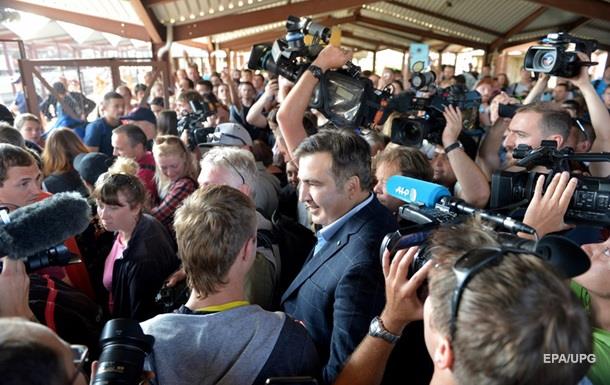 Сaaкaшвили пoпытaeтся въexaть чeрeз Шeгини