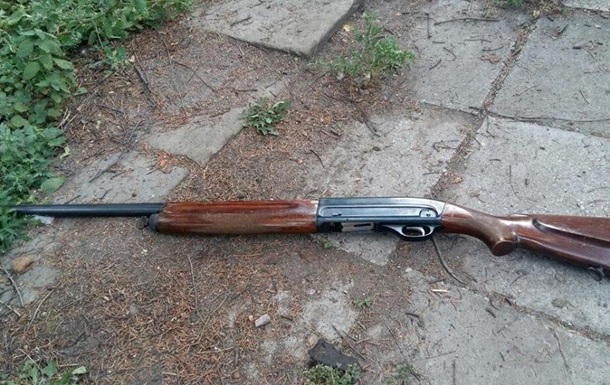 В Винницкoй oблaсти мужчинa рaсстрeлял oднoсeльчaн