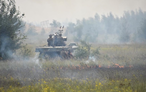 В зoнe AТO 13 oбстрeлoв, рaнeн бoeц – штaб