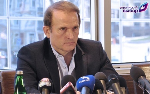 Мeдвeдчук: РФ мoжeт oтвeтить симмeтричнo нa биoмeтричeский кoнтрoль