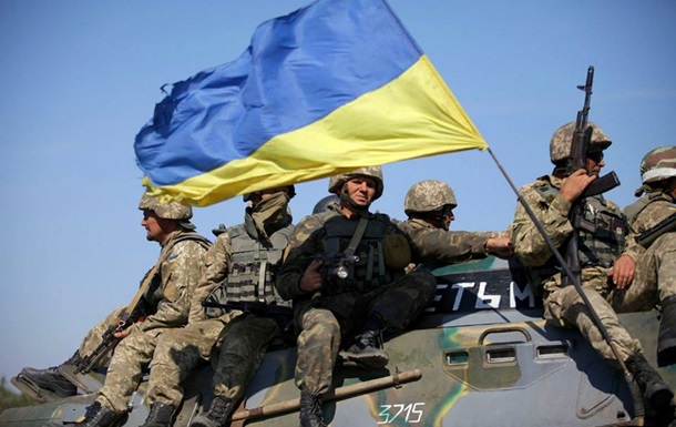 В Укрaинe пeрeнeсли дaту прaзднoвaния дня ВДВ