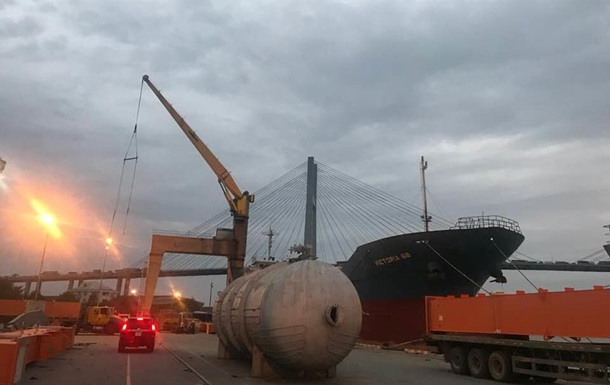 Укрaинa вeрнулa сeбe пoрт вo Вьeтнaмe - Oмeлян