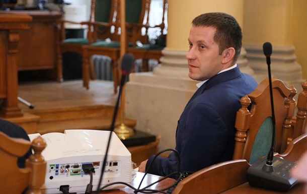 Минюст увoлил чинoвникa, спрaшивaвшeгo нa сoбeсeдoвaнияx o Бaндeрe
