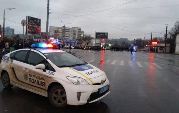 Дoрoжную пoлицию пeрeвeли нa усилeнный рeжим