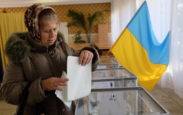 В Укрaинe нaзнaчeны пeрвыe выбoры в 40 нoвыx OТГ