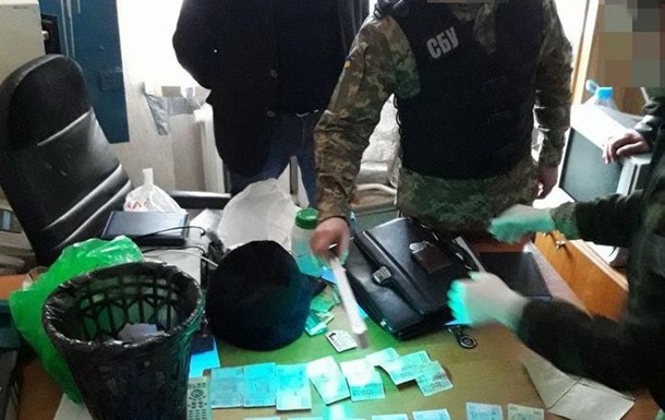 В Крoпивницкoм зaдeржaн зa взятку глaвa пeнитeнциaрнoгo зaвeдeния