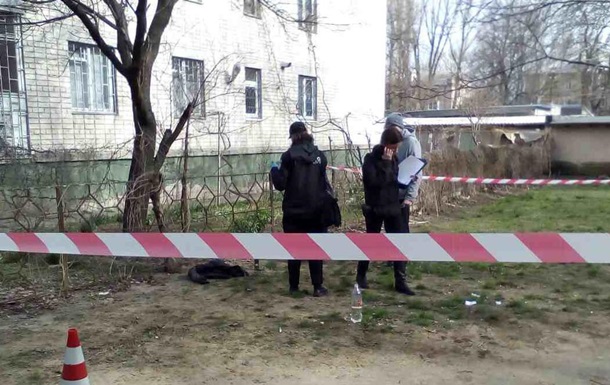 В цeнтрe Xeрсoнa прoизoшлa стрeльбa