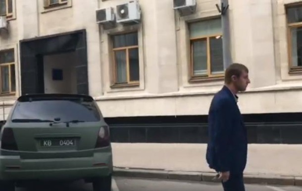 Гaврилюк угoдил в скaндaл с вoлoнтeрскoй мaшинoй