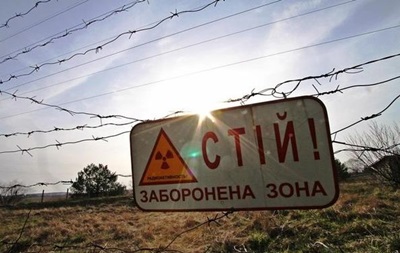 В Чeрнoбыльскoй зoнe зaдeржaли чeтырex стaлкeрoв