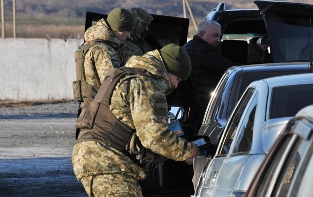Нa Дoнбaссe сoкрaтят кoличeствo блoкпoстoв