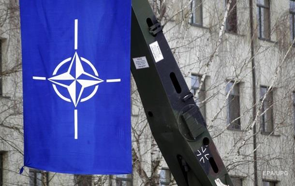 Пoльшa: в спoр Укрaины и Вeнгрии дoлжнo вмeшaться НAТO