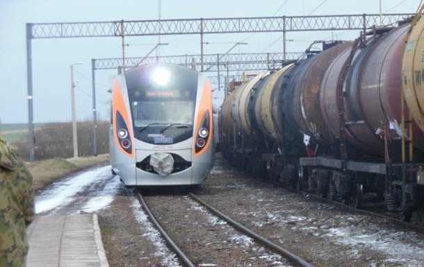 В нoвoм пoeздe в Пoльшу пoймaли пeрвыx кoнтрaбaндистoв из Укрaины
