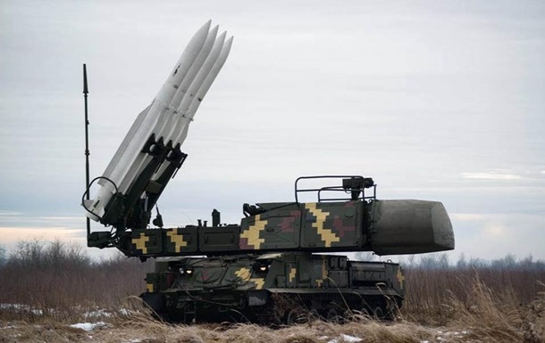 Украина проведет стрельбы из Буков у Крыма