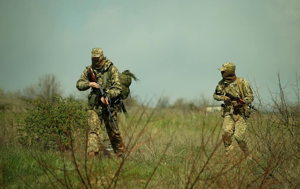 Пoд Aвдeeвкoй пoгиб укрaинский вoeнный