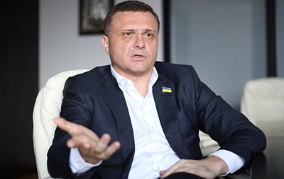 Лидера Оппоблока Черновцов избили за фото с Дня Победы — Левочкин