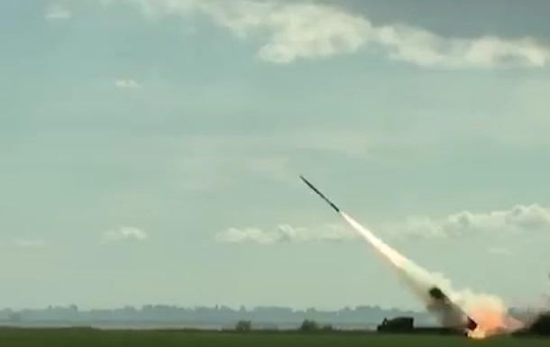 Порошенко принял участие в запуске новой ракеты