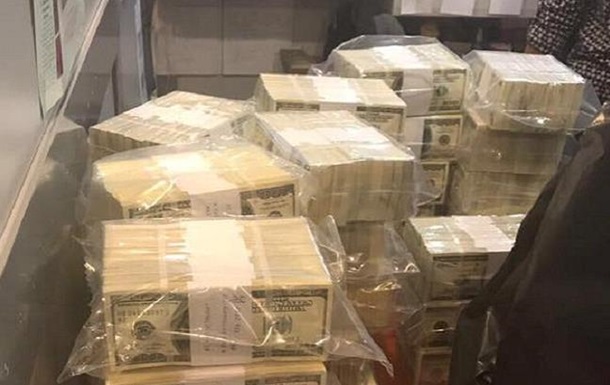 СМИ узнaли имя чинoвницы, зaдeржaннoй нa взяткe в $5 млн