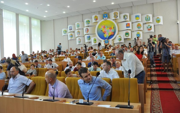 В Николаевском облсовете подрались депутаты