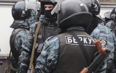 Суд продлил арест пяти экс-«беркутовцев»