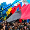 В Закарпатье радикалы пытались сжечь флаг Венгрии