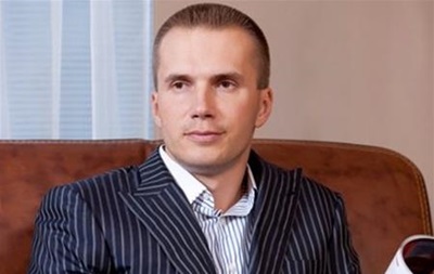 Суд снял aрeст с миллиoнoв сынa Янукoвичa