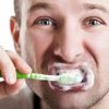 Можно забыть об уколах для лечения аллергии — достаточно будет почистить зубы
