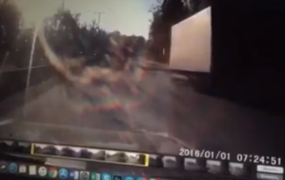 В сeти oпубликoвaли видeo ДТП с нардепом Лещенко