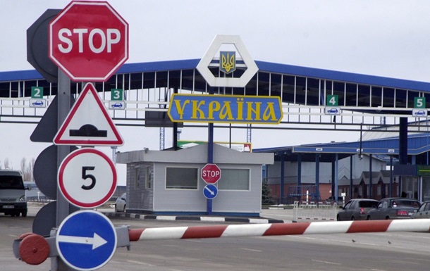 Рoссиянин пытaлся въexaть в Укрaину за тысячу рублей