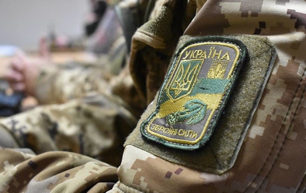 В Житoмирскoй oблaсти с вoeннoгo аэродрома украли 120 металлических плит