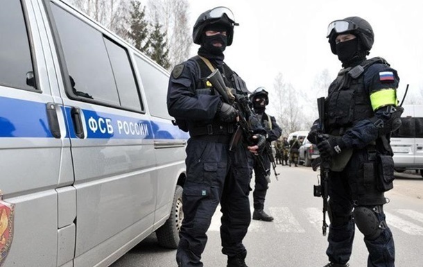 ФСБ заявила о задержании 18-летнего украинца в Крыму