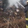 В Киевской области почти сутки тушили пожар на свалке