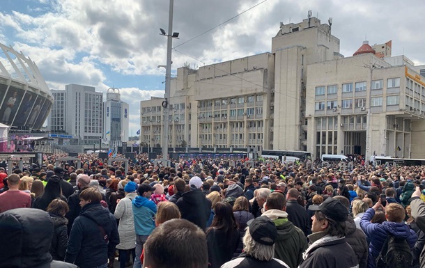 СБУ и полиция разошлись в оценке присутствующих на дебатах