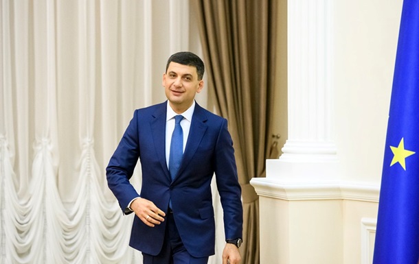 Отмена парада: Зеленского уговаривают передумать