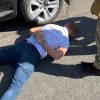 ГБР со спецназом задержала сотрудника СБУ, избившего мужчину в кафе