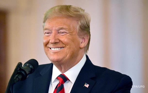 Трамп стал больше общаться с журналистами и писать в Twitter − СМИ