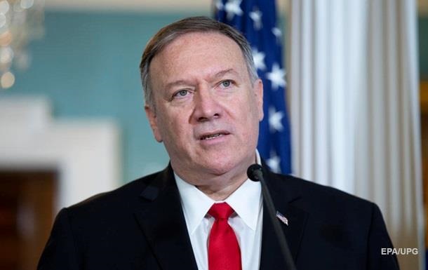 Помпео присутствовал при разговоре Трампа с Зеленским - СМИ