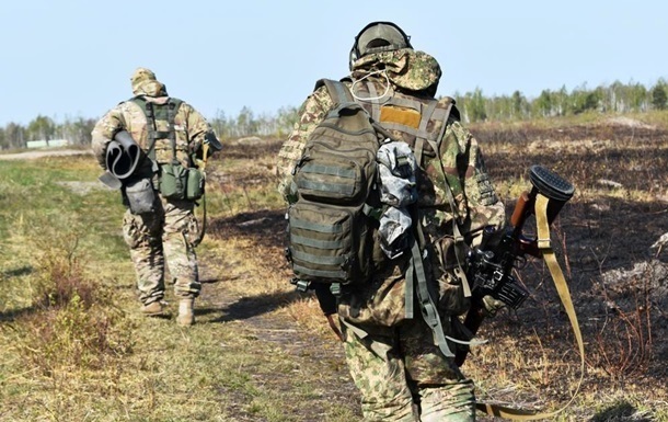 Сутки в ООС: 23 обстрела, ранены два бойца