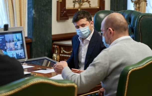 У Зеленского объявили график повышения минималки